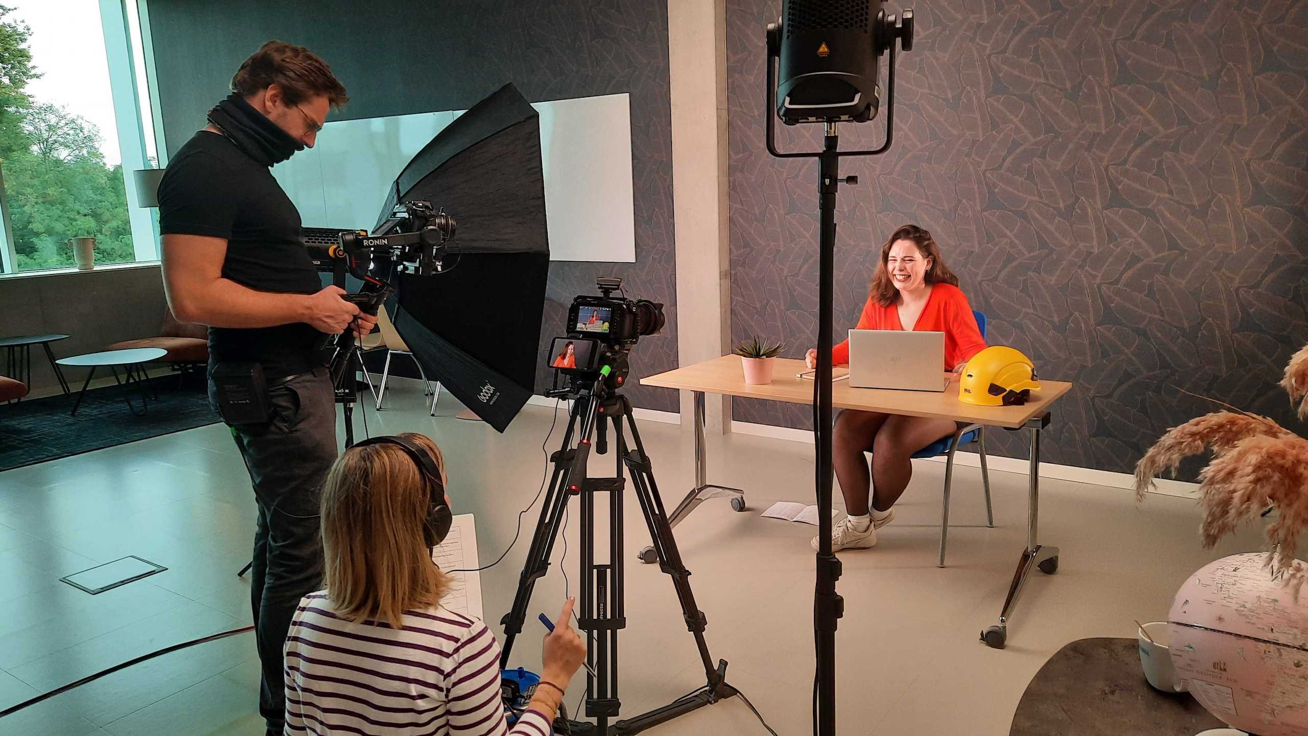 Une carte interactive pour l'Infrabel Academy - Cartoonbase